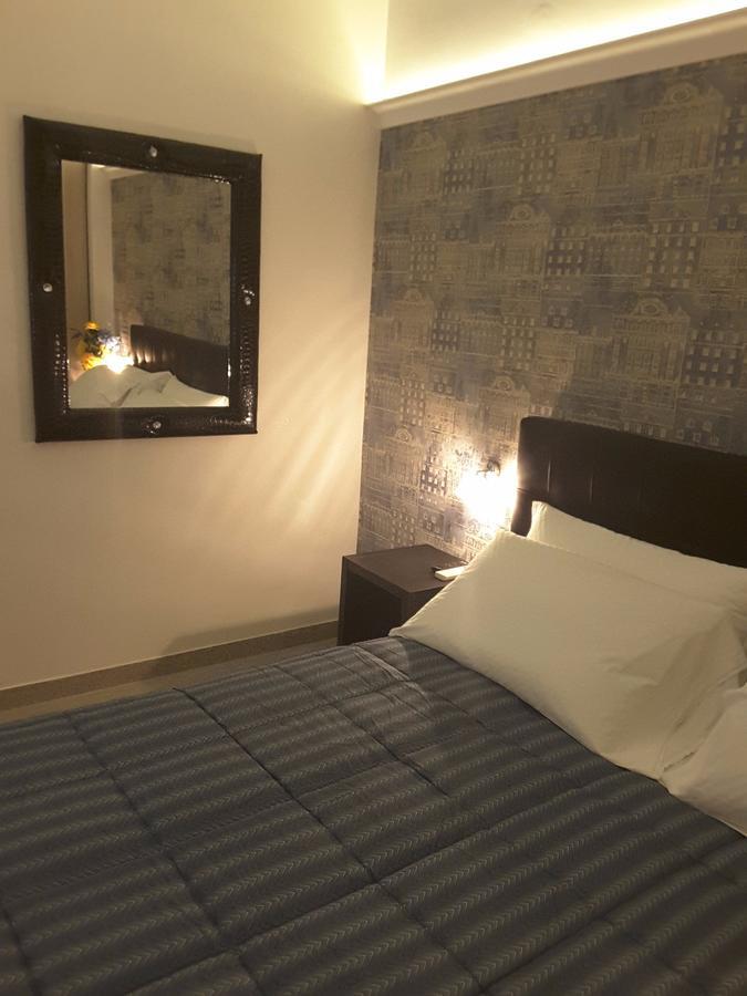 B&B Abatjour - Ambiente Sanificato - Test Antilegionella Assolto Foggia Eksteriør billede