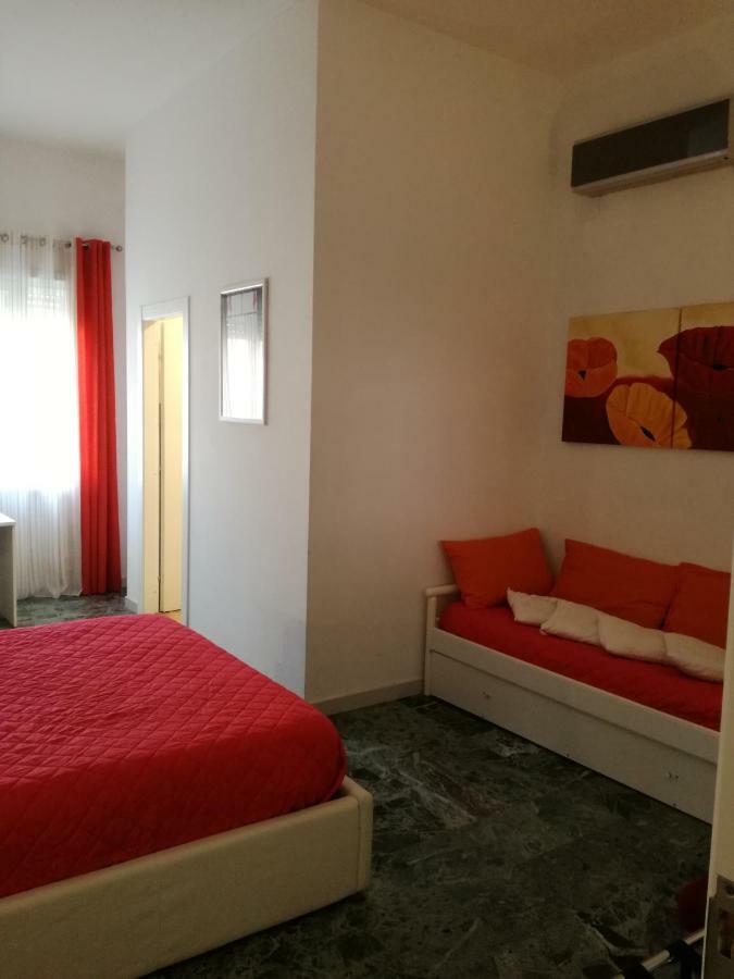 B&B Abatjour - Ambiente Sanificato - Test Antilegionella Assolto Foggia Eksteriør billede